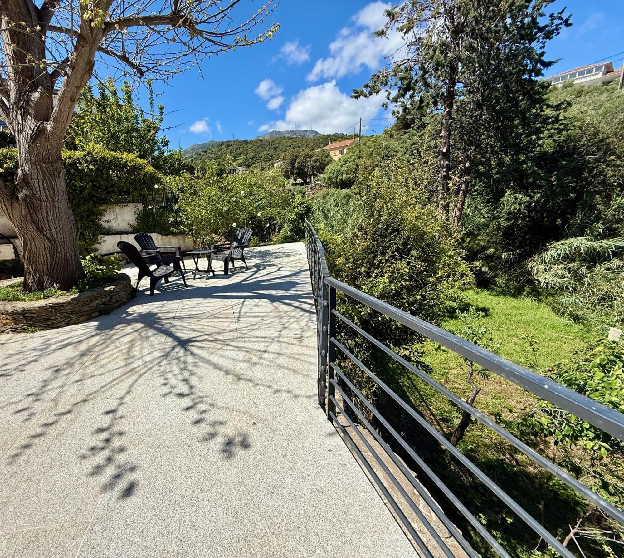 Casa Corbaia: Cozy With Garden Near Town & Sea Apartment *